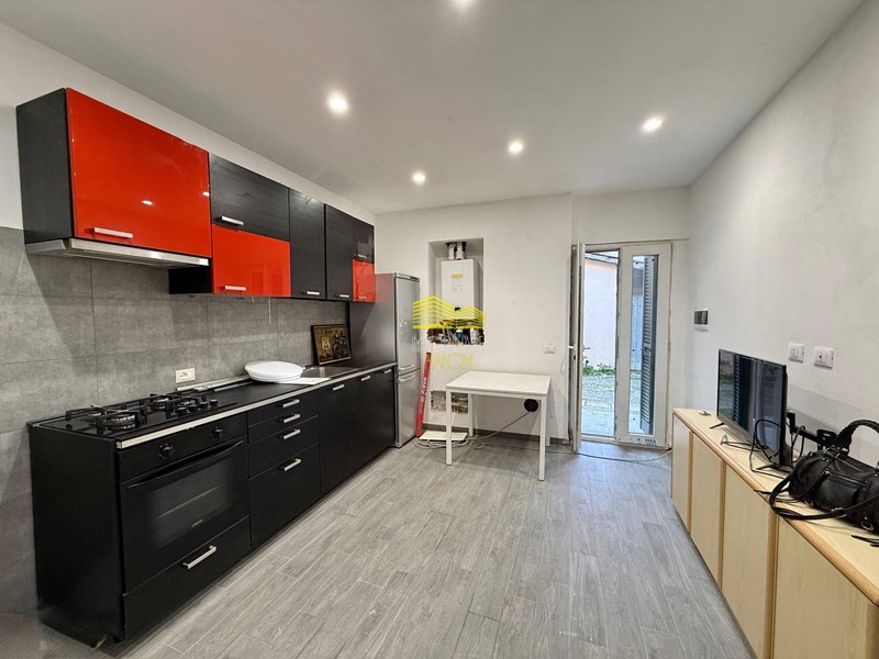 Bilocale in Vendita a Trezzo sull'Adda, 89'000&euro;, 45 m²