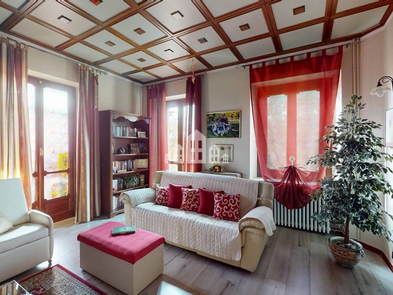 Appartamento in Vendita a Forno Canavese, 89'000&euro;, 123 m²