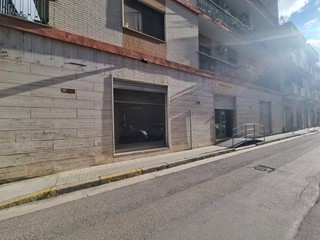 Immobile commerciale in Vendita a Quartu Sant'Elena, 210'000&euro;, 165 m²