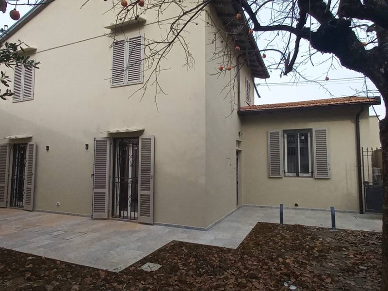 Quadrilocale in Vendita a Firenze, 385'000€, 76 m²