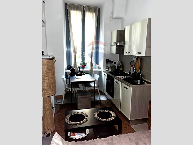 Bilocale in Affitto a Milano, 980€, 43 m²