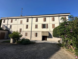 Casa Semi Indipendente in Vendita a Cavezzo, 215'000€, 227 m²