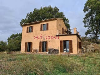Rustico in Vendita a Arcidosso, 295'000&euro;, 180 m²