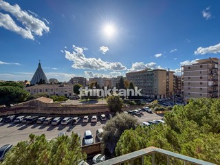 Trilocale in Vendita a Siracusa, 135'000€, 107 m²