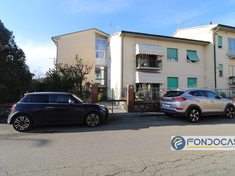 Quadrilocale in Vendita a Santa Croce sull'Arno, 135'000&euro;, 75 m²