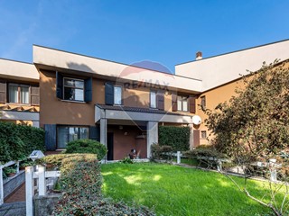 Villa in Vendita a Buccinasco, 535'000&euro;, 164 m²