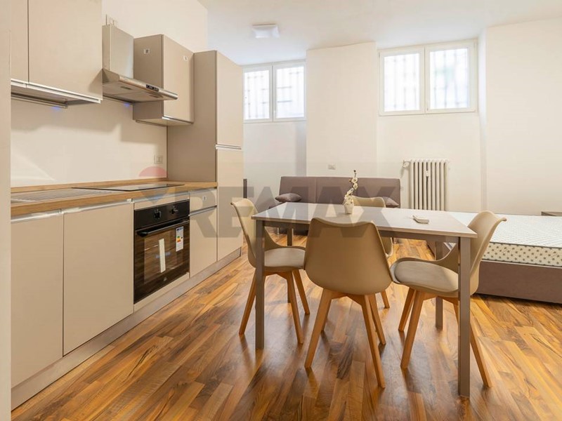 Monolocale in Vendita a Milano, 234'000&euro;, 37 m²