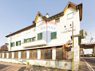 Casa Semi Indipendente in Vendita a Milano, 1'250'000&euro;, 548 m²