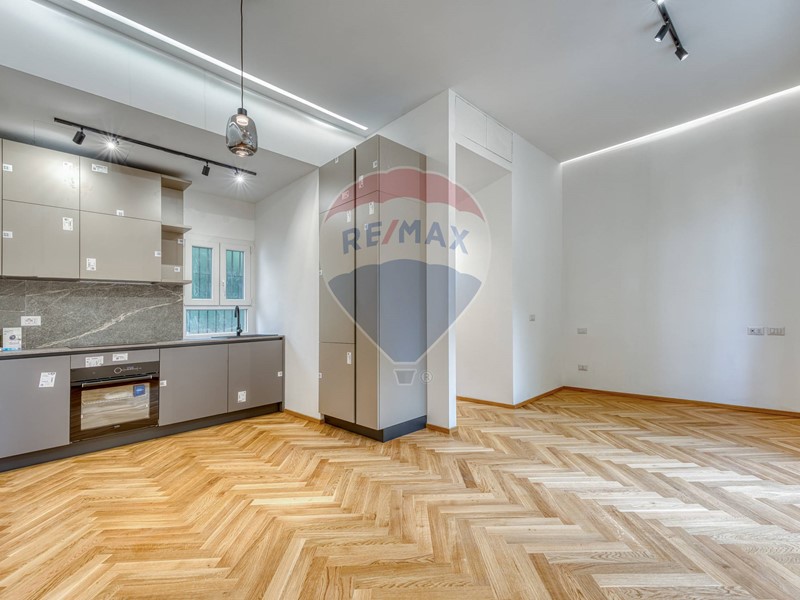 Monolocale in Vendita a Milano, 144'000€, 41 m²
