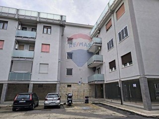 Quadrilocale in Vendita a Trani, 130'000€, 130 m²