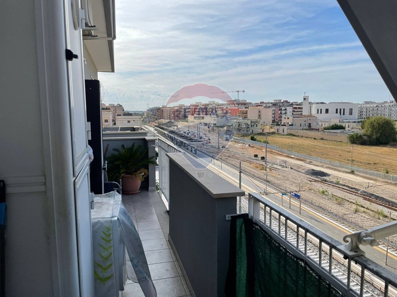 Trilocale in Vendita a Trani, 130'000€, 71 m²