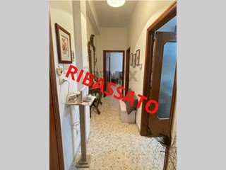 Trilocale in Vendita a Trani, 119'000&euro;, 71 m²
