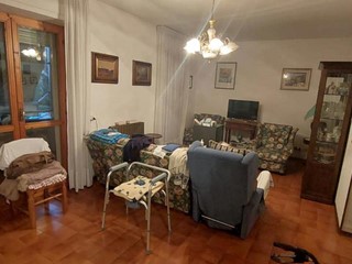 Quadrilocale in Vendita a Grosseto, 140'000€, 100 m², con Box