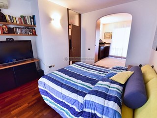 Villetta a schiera in Vendita a Carate Brianza, 275'000&euro;, 140 m², con Box