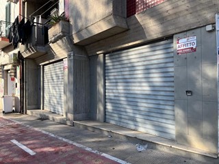 Attività commerciale in Affitto a San Severo, 850&euro;, 120 m²