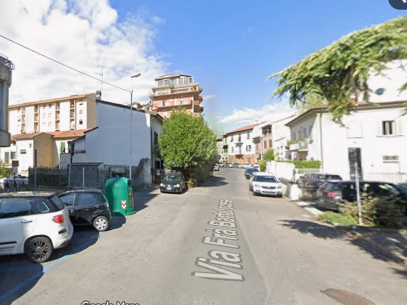 Immobile commerciale in Affitto a Prato, 670&euro;, 50 m²