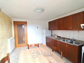 Trilocale in Vendita a Campobasso, 32'000€, 62 m², arredato
