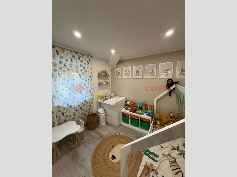 Quadrilocale in Vendita a Civitella in Val di Chiana, 120'000&euro;, 78 m², arredato