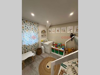 Quadrilocale in Vendita a Civitella in Val di Chiana, 120'000&euro;, 78 m², arredato