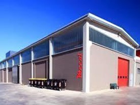 Capannone in Affitto a Massa, 1200 m²