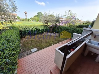 Villetta a schiera in Vendita a Cesena, zona S.Giorgio, 390'000&euro;, 220 m², con Box