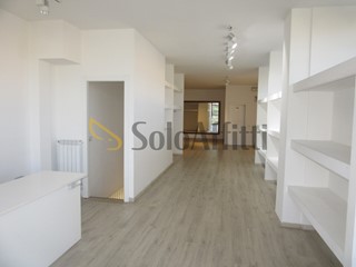 Capannone in Affitto a Sesto Fiorentino, zona Rimaggio, 120 m², con Box