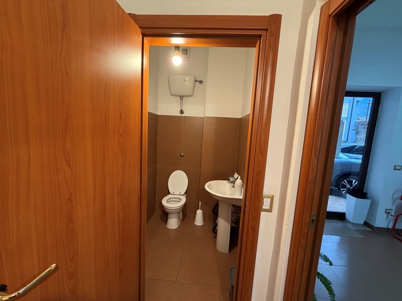 Ufficio in Vendita a Avellino, 150'000&euro;, 86 m²