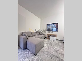 Trilocale in Affitto a Faenza, zona Centro Storico, 750€, 68 m², arredato