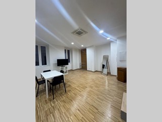 Bilocale in Affitto a Roma, zona Appia nuova, 1'050€, 65 m², arredato
