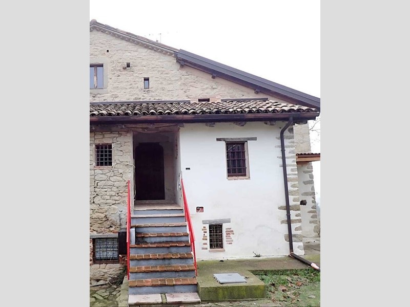 Casa Semi Indipendente in Vendita a Guiglia, zona Rocca Malatina, 98'000€, 115 m²
