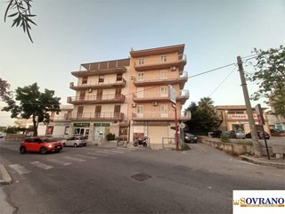 Appartamento in Vendita a Carini, 170'000&euro;, 250 m²