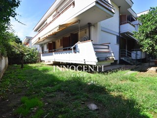 Appartamento in Vendita a Massa, 349'000€, 140 m², arredato