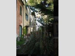 Appartamento in Vendita a Savona, 750'000€, 2902 m²