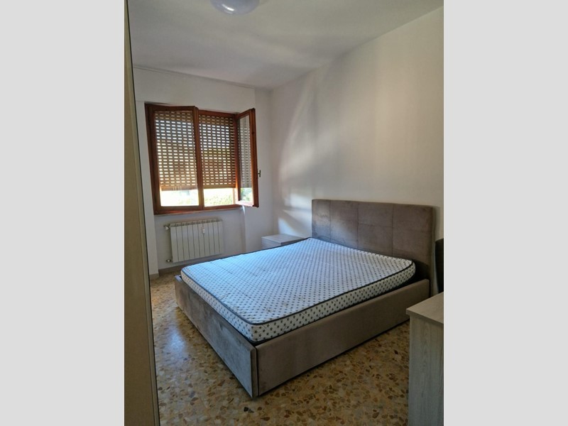 Quadrilocale in Affitto a Pisa, 425€, 75 m², arredato