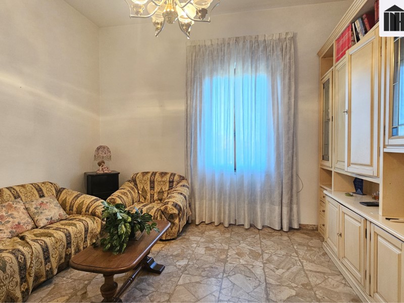 Appartamento in Vendita a Santa Croce sull'Arno, 120'000&euro;, 90 m², arredato