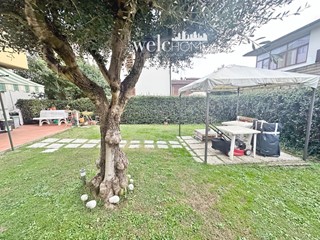 Quadrilocale in Vendita a Campi Bisenzio, zona San Martino, 315'000&euro;, 83 m², con Box