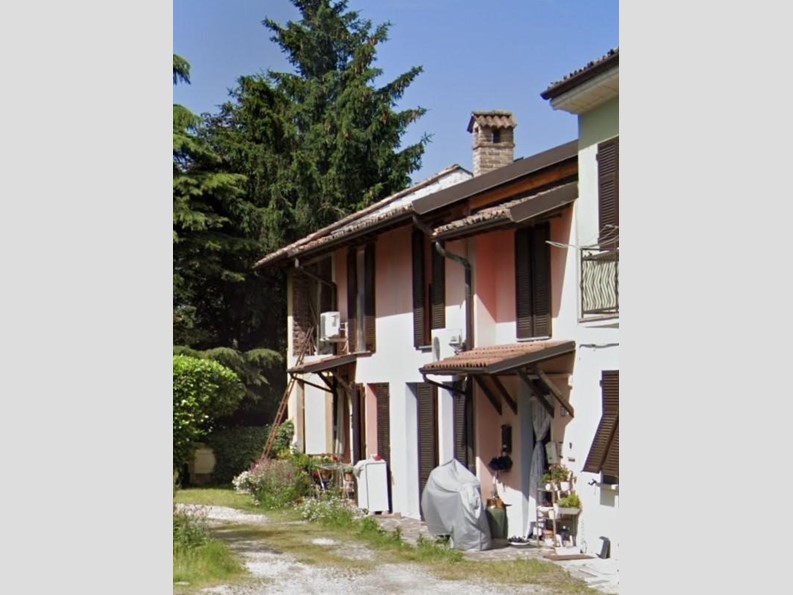 Quadrilocale in Vendita a Bastida Pancarana, 32'907&euro;, 143 m²