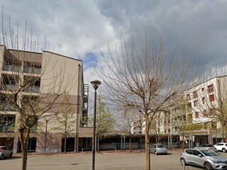 Quadrilocale in Vendita a Lissone, 75'000&euro;, 58 m², con Box