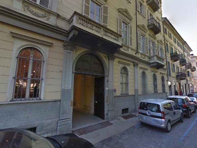 Ufficio in Affitto a Torino, 3'500&euro;, 326 m²