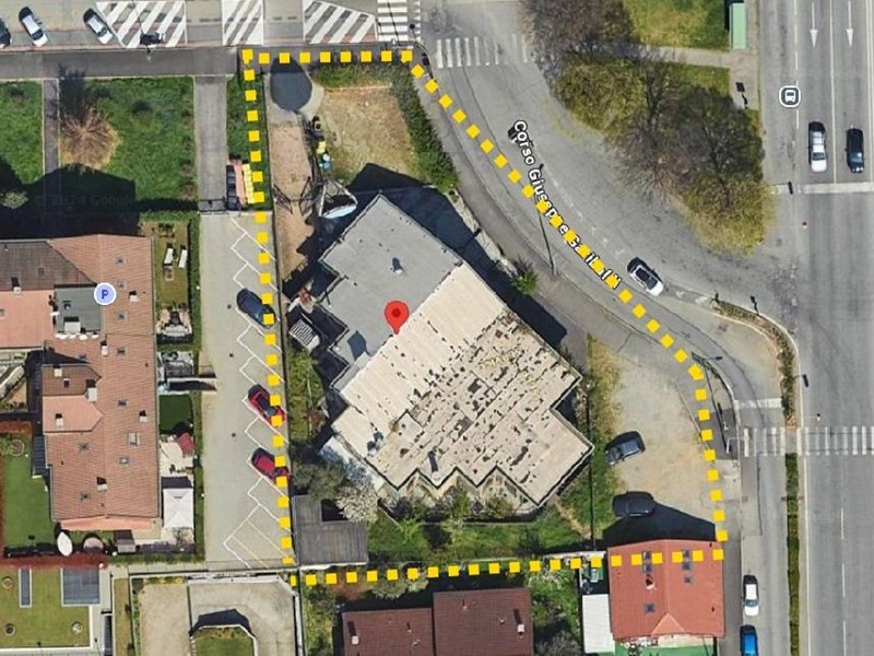 Immobile commerciale in Vendita a Venaria Reale, 650'000&euro;, 939 m²