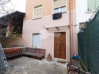 Casa Indipendente in Vendita a Gottolengo, 150'000&euro;, 195 m²