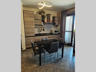 Trilocale in Vendita a Settimo Torinese, 218'000&euro;, 126 m²