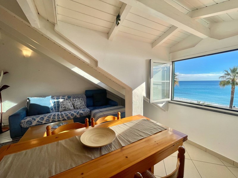 Monolocale in Vendita a Pietra Ligure, 430'000&euro;, 60 m²