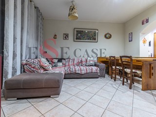 Quadrilocale in Vendita a Albino, 144'000&euro;, 120 m²