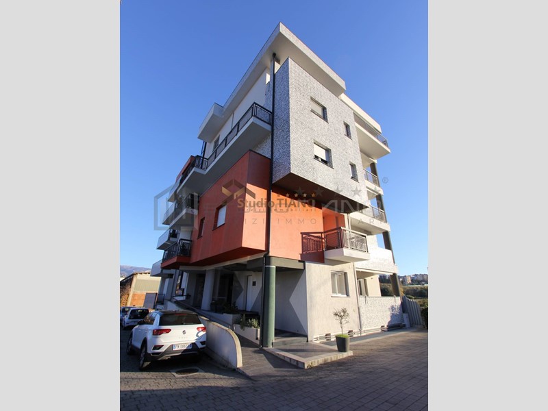 Trilocale in Vendita a Rende, 185'000&euro;, 82 m²