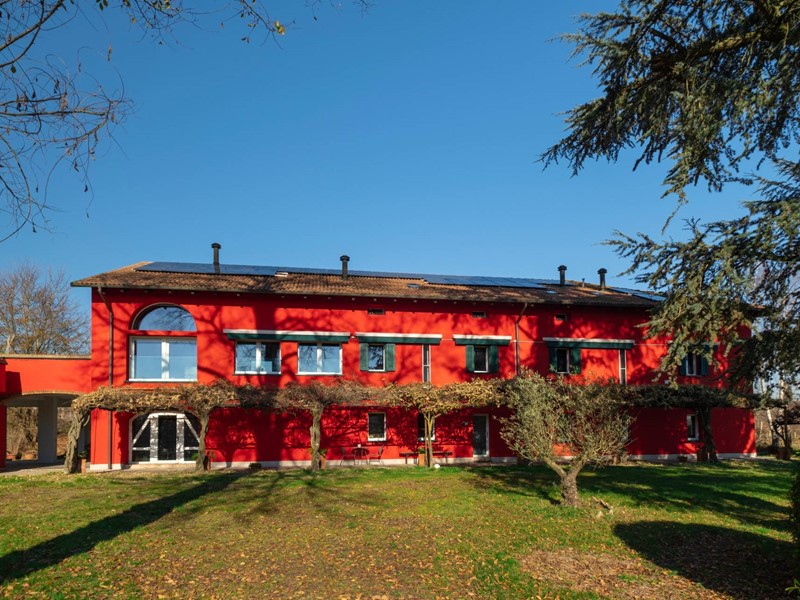 Villa in Vendita a Nizza Monferrato, 1'200'000&euro;, 803 m²