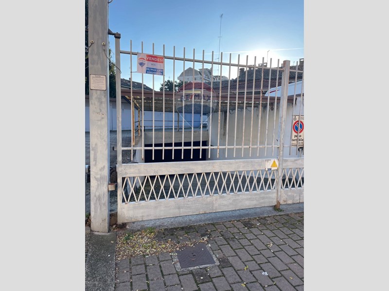 Box in Vendita a Voghera, 15'000&euro;, 15 m²