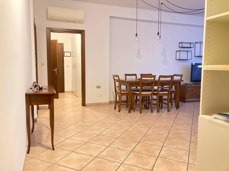 Trilocale in Vendita a Mantova, 110'000€, 95 m²