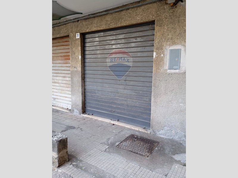 Immobile commerciale in Vendita a Catania, 25'000&euro;, 33 m²