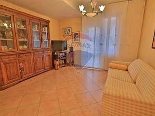 Quadrilocale in Vendita a Nova Milanese, 240'000&euro;, 104 m²